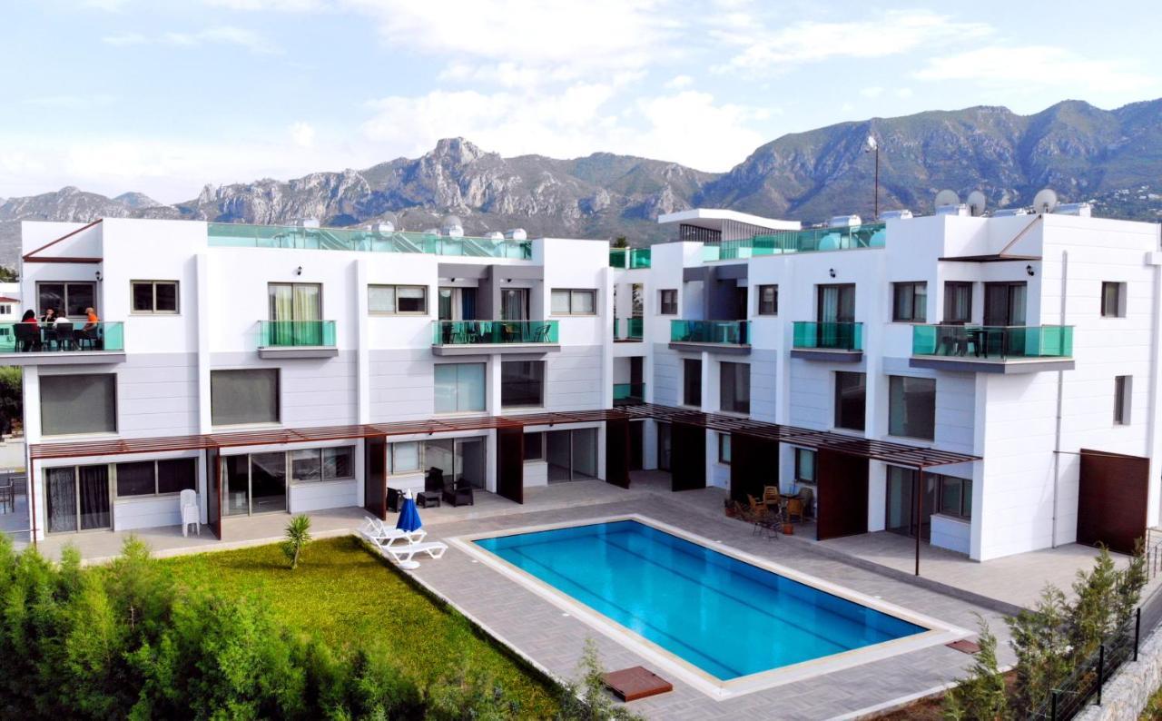 Sunshine Prestige Apartments Agios Georgios  Buitenkant foto