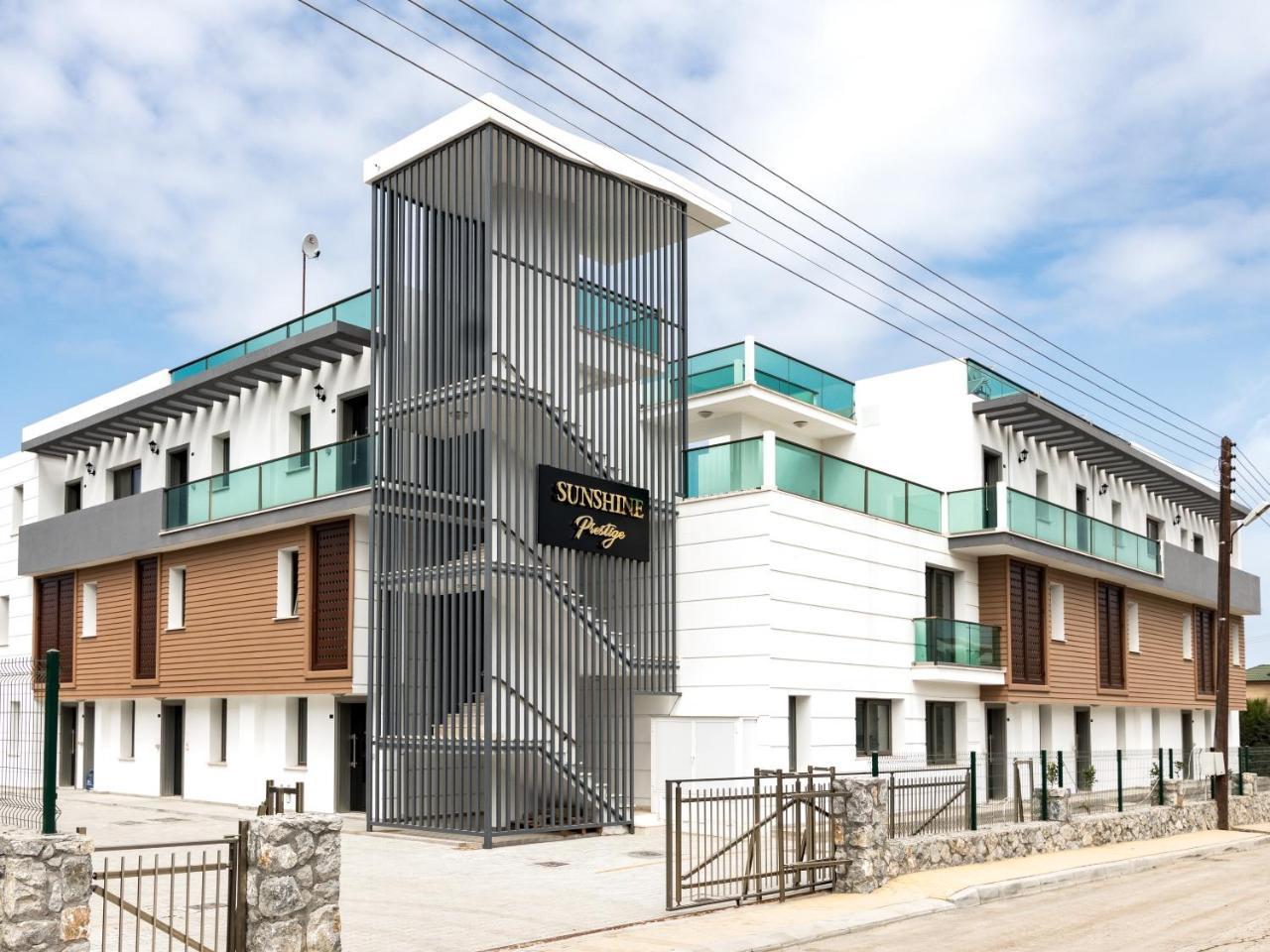 Sunshine Prestige Apartments Agios Georgios  Buitenkant foto